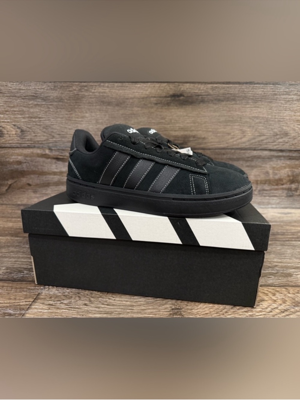 NWT Adidas Grand Court AlphaSneaker Men's BLACK ON BLACK Sz 9.5